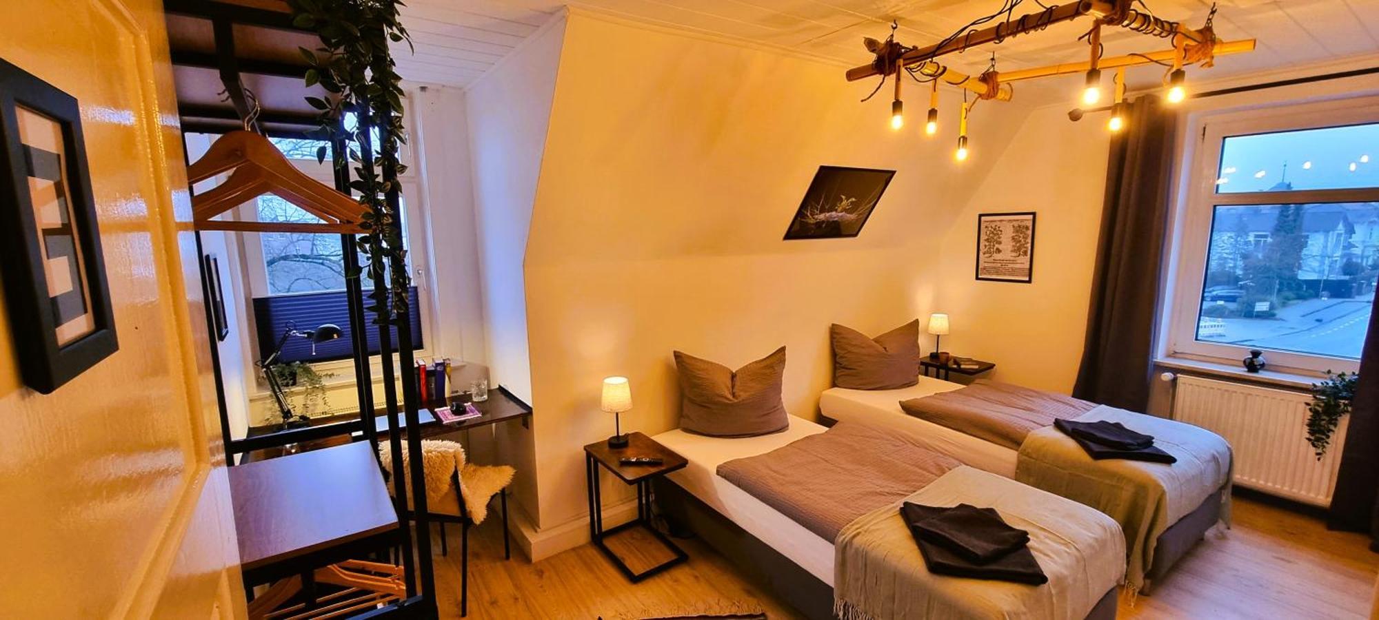Nigella Apartment Direkt Am Hauptbahnhof Celle Fur 6 Personen Mit Kostenfreiem Parkplatz Voll Ausgestatteter Kuche Elite Standard Exterior photo
