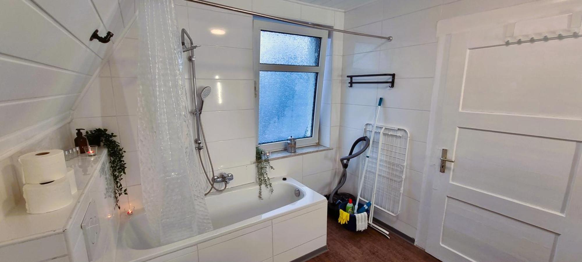 Nigella Apartment Direkt Am Hauptbahnhof Celle Fur 6 Personen Mit Kostenfreiem Parkplatz Voll Ausgestatteter Kuche Elite Standard Exterior photo