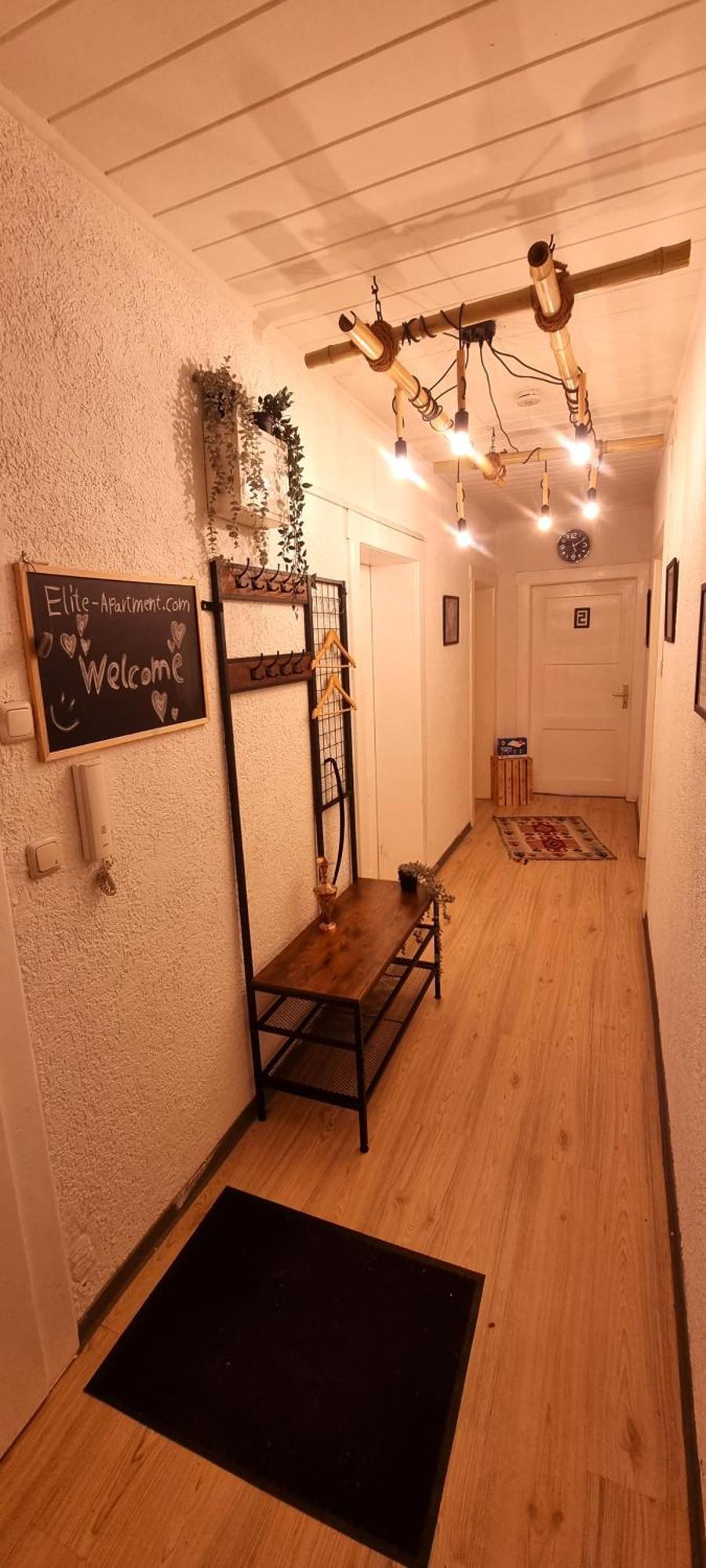 Nigella Apartment Direkt Am Hauptbahnhof Celle Fur 6 Personen Mit Kostenfreiem Parkplatz Voll Ausgestatteter Kuche Elite Standard Exterior photo
