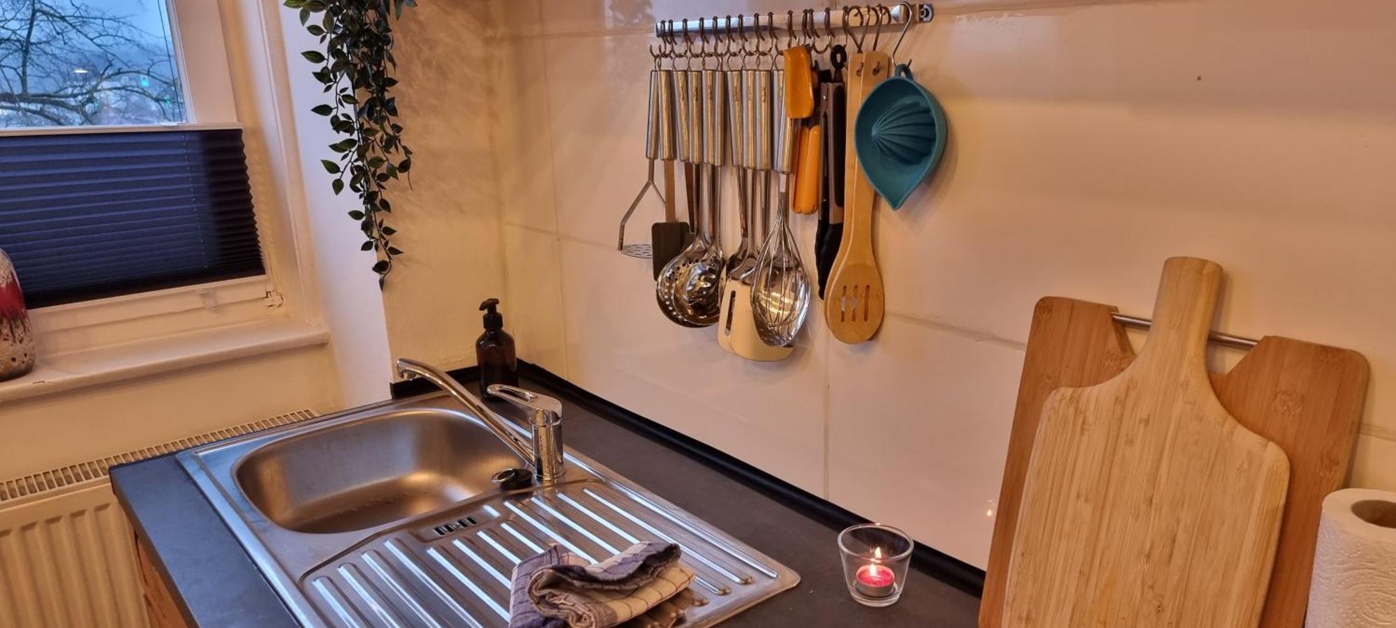 Nigella Apartment Direkt Am Hauptbahnhof Celle Fur 6 Personen Mit Kostenfreiem Parkplatz Voll Ausgestatteter Kuche Elite Standard Exterior photo